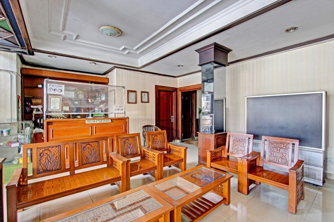 Oyo 91525 Hotel Bugisan Ngabean Buitenkant foto